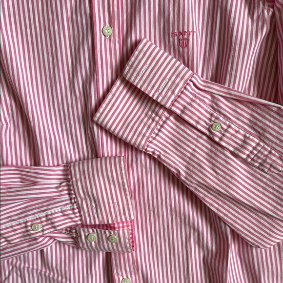 Gant pink and white Casual Button Down Shirt women’s (MC) - Picture 4 of 5